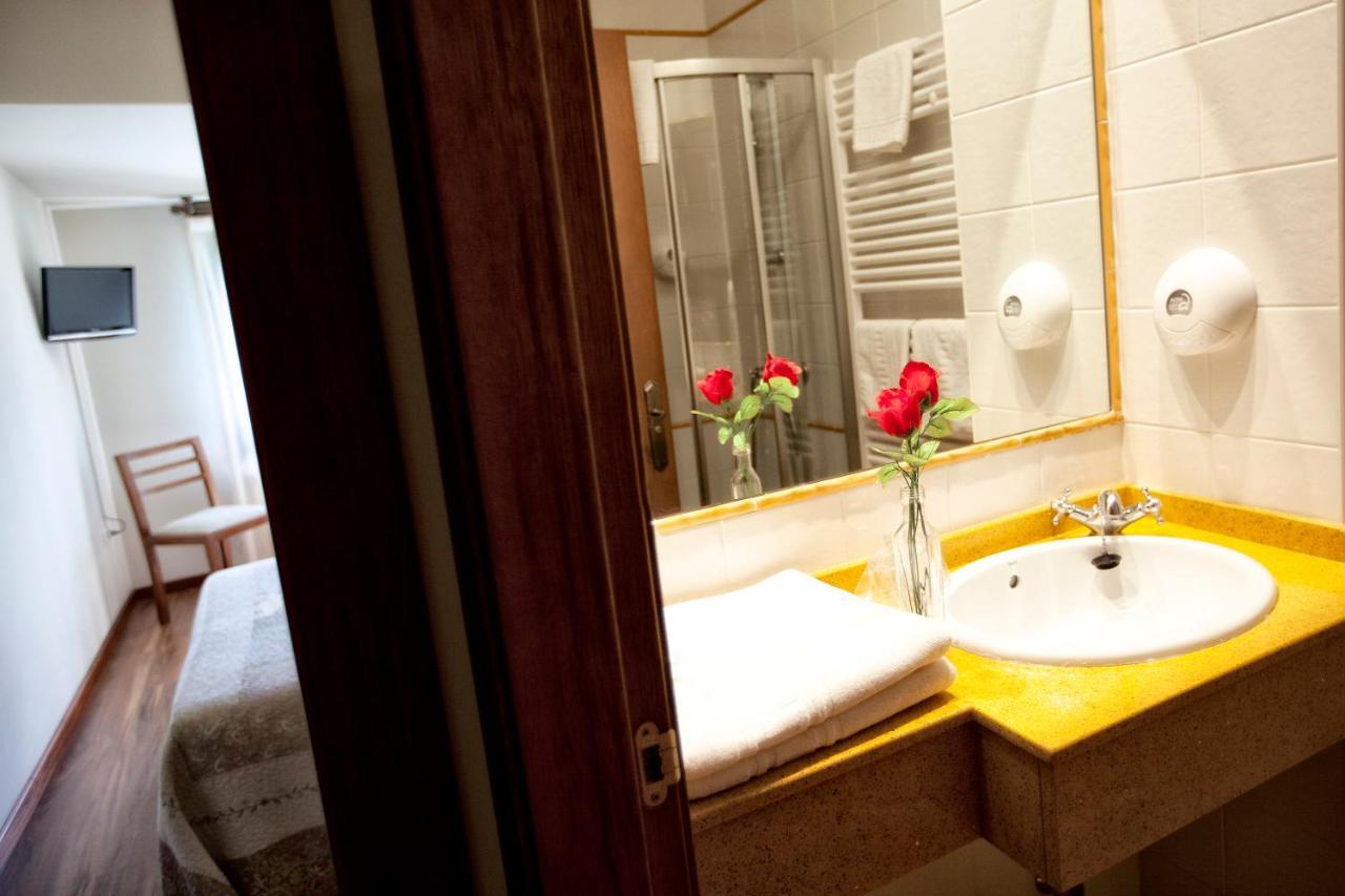 Hotel Covadonga Onís المظهر الخارجي الصورة